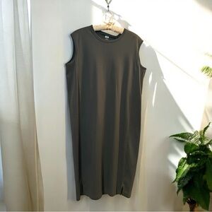 Uniqlo Gray Sheath Midi Dress Sleeveless Crew Neck